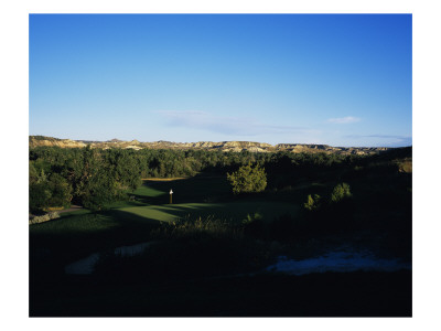 Bully Pulpit Golf Course, Hole 18 by Stephen Szurlej Pricing Limited Edition Print image
