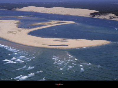 Bassin D'arcachon by Philip Plisson Pricing Limited Edition Print image