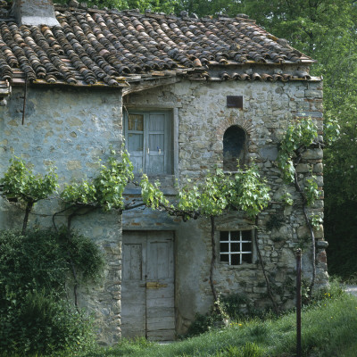 Farmhouse Colle Polino, Italy by Joe Cornish Pricing Limited Edition Print image