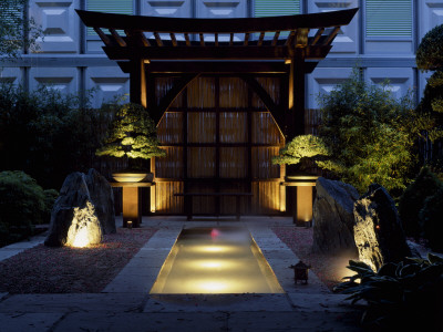 Spidergarden,Com's Zen Inspired Garden With Japanese Pergola by Clive Nichols Pricing Limited Edition Print image