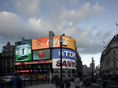 Piccadilly Circus, London At Dusk by Richard Bryant Pricing Limited Edition Print image