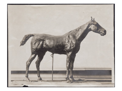 Photo D'une Sculpture En Cire De Degas:Cheval À L'arrêt (Rf2111) by Ambroise Vollard Pricing Limited Edition Print image