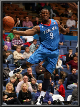 Tulsa 66Ers V Sioux Falls Skyforce: Tweety Carter by Dave Eggen Pricing Limited Edition Print image