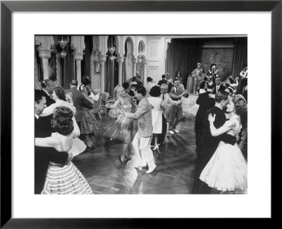Party At Mar-A-Lago Estate Of Socialite Marjorie Merriweather Post by Alfred Eisenstaedt Pricing Limited Edition Print image
