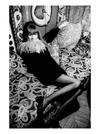 Vogue - October 1967 by Arnaud De Rosnay Pricing Limited Edition Print image