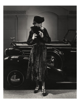Vogue - August 1935 by Edward Steichen Pricing Limited Edition Print image