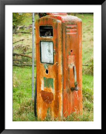 Old Petrol Pump, Taoroa Junction, Rangitikei, North Island, New Zealand by David Wall Pricing Limited Edition Print image
