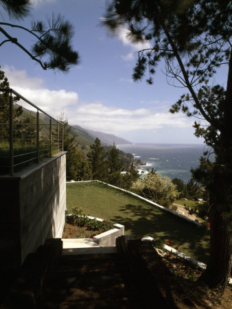 Greyrock Estate Guesthouse, Big Sur (2001) - View Of Ocean, Architect: Daniel Piechota by Alan Weintraub Pricing Limited Edition Print image