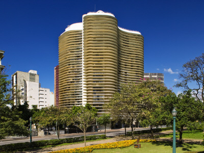 Ediificio, Belo Horizonte, Architect: Oscar Niemeyer by Alan Weintraub Pricing Limited Edition Print image