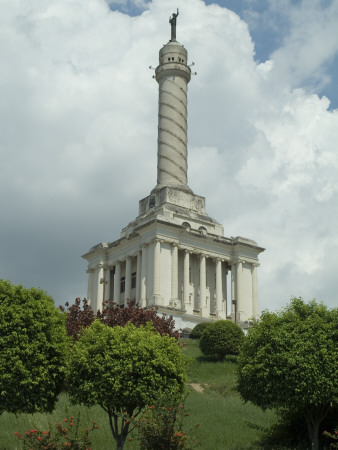 Monumento A Los Heroes, Santiago, Dominican Republic by Natalie Tepper Pricing Limited Edition Print image