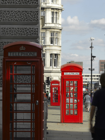 Red Phone Boxes, Parliament Square, London, Architect: Sir Giles Gilbert Scott by Richard Bryant Pricing Limited Edition Print image