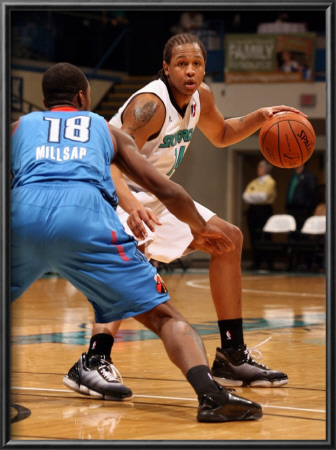 Tulsa 66Ers V Sioux Falls Skyforce: Chris Mccray And Elijah Millsap by Dave Eggen Pricing Limited Edition Print image