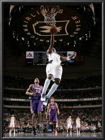 Phoenix Suns V Dallas Mavericks: Jason Terry And Grant Hill by Glenn James Pricing Limited Edition Print image