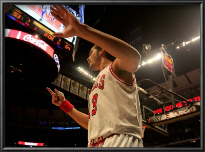 Los Angeles Lakers V Chicago Bulls: Joakim Noah by Jonathan Daniel Pricing Limited Edition Print image