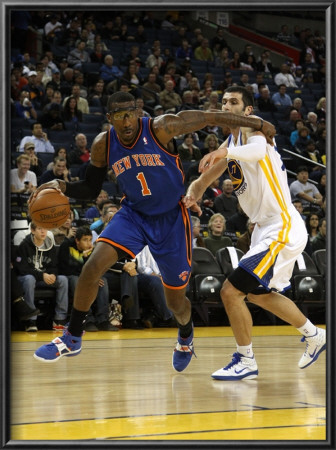 New York Knicks V Golden State Warriors: Amar'e Stoudemire And Vladimir Radmanovic by Ezra Shaw Pricing Limited Edition Print image