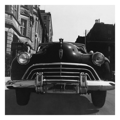 Vogue - June 1947 by Constantin Joffe Pricing Limited Edition Print image