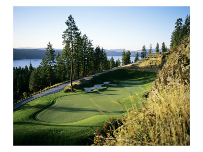 The Club At Black Rock, Hole 14 by Stephen Szurlej Pricing Limited Edition Print image