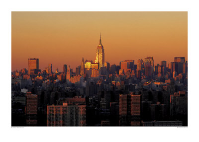 Manhattan Dusk by Richard Berenholtz Pricing Limited Edition Print image