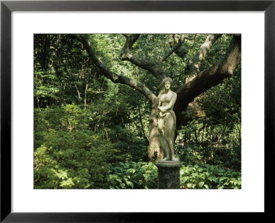 Statue Of Virginia Dare At The Elizabethan Gardens by Vlad Kharitonov Pricing Limited Edition Print image