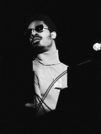 Stevie Wonder Performs In Concert by Norman Hunter Pricing Limited Edition Print image