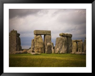 Stonehenge by Glenn Beanland Pricing Limited Edition Print image