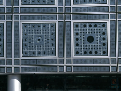 Institut Du Monde Arabe, Paris, Detail Of Of Light Sensitive Diaphragms, Architect: Jean Nouvel by Colin Dixon Pricing Limited Edition Print image