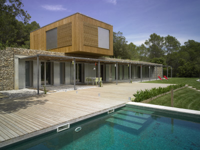 Vivienda Unifamiliar, Girona, Terrace And Swimming Pool, Architect: Josep Boncompte, Guillermo Font by Eugeni Pons Pricing Limited Edition Print image
