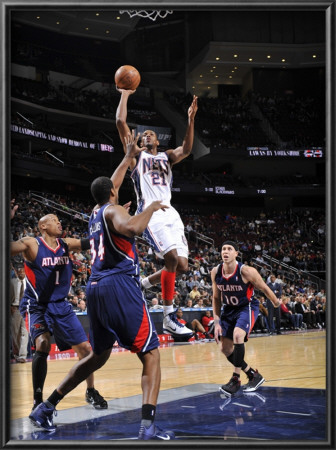 Atlanta Hawks V New Jersey Nets: Travis Outlaw by David Dow Pricing Limited Edition Print image