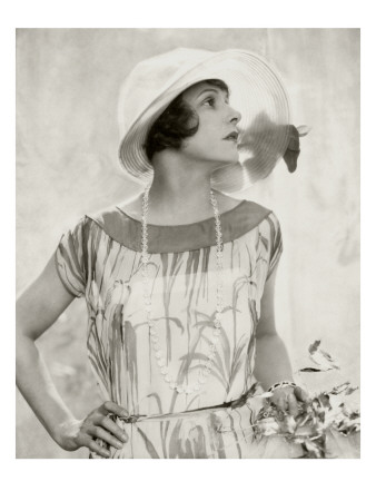 Vanity Fair - June 1924 by Edward Steichen Pricing Limited Edition Print image