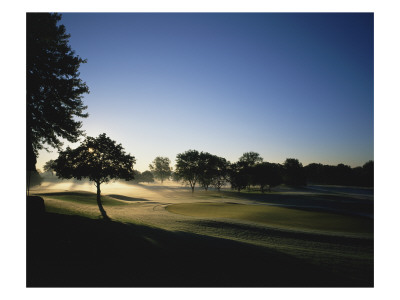 Oakland Hills Country Club, Hole 18, Early Morning by Stephen Szurlej Pricing Limited Edition Print image