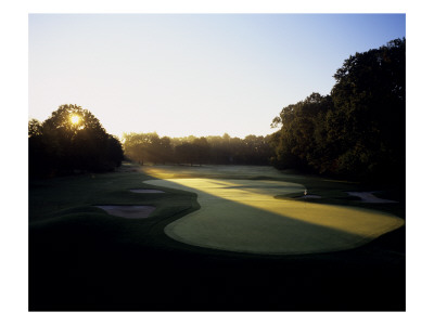 Baltusrol Golf Club, Hole 4 by Stephen Szurlej Pricing Limited Edition Print image