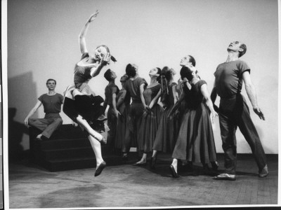 Jose Limon Rehearsing With His Troupe by Gjon Mili Pricing Limited Edition Print image