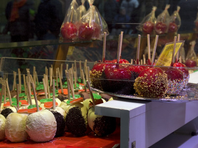Candied Apples, Weihnachtsmarkt (Christmas Market), Frankfurt by Natalie Tepper Pricing Limited Edition Print image