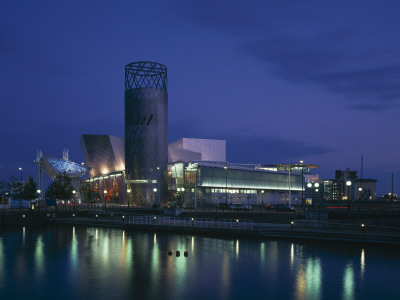 Lowry Arts Centre, Salford Quays, Manchester, Architect: Michael Wilford And Partners by Richard Bryant Pricing Limited Edition Print image