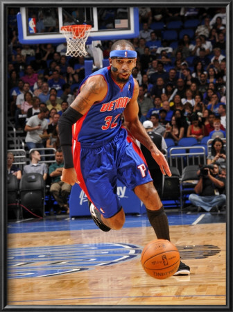 Detroit Pistons V Orlando Magic: Richard Hamilton by Fernando Medina Pricing Limited Edition Print image