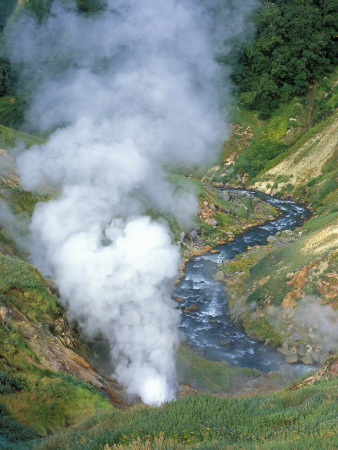 The Bolshoi / Greater Geyser Erupting, Geyser Valley, Kronotsky Zapovednik, Russia by Igor Shpilenok Pricing Limited Edition Print image