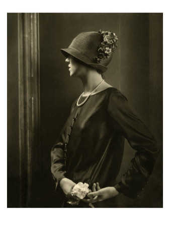 Vogue - March 1924 by Edward Steichen Pricing Limited Edition Print image