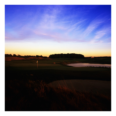 Long Island National Golf Club, Hole 12 by Stephen Szurlej Pricing Limited Edition Print image