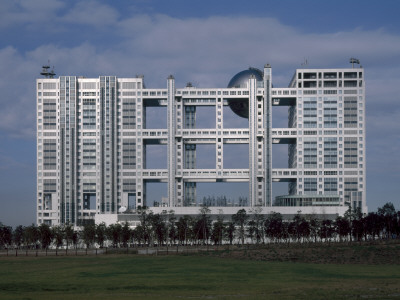 Fuji-Sankei Communications Group Headquarters Building, Odaiba, Tokyo, 1996, Rear Elevation by Bill Tingey Pricing Limited Edition Print image
