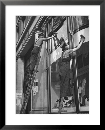 British Women Working For Window Cleaning Firm by Hans Wild Pricing Limited Edition Print image