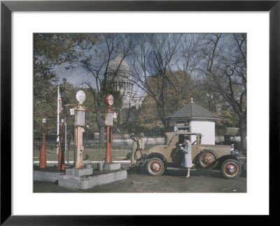 A Filling Station In The Shadow Of The United States Capitol, Photograph Dated 1929 by Edwin L. Wisherd Pricing Limited Edition Print image