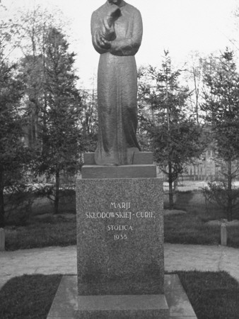 Statue Of Marie S. Curie by John Phillips Pricing Limited Edition Print image