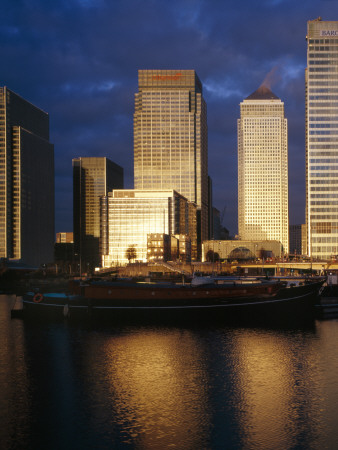 Canary Wharf, Docklands, London, Architects: Cesar Pelli And Associates by David Churchill Pricing Limited Edition Print image