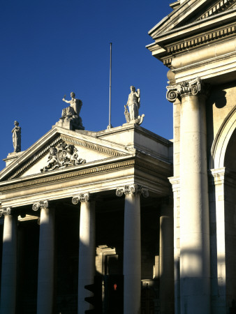 Bank Of Ireland, Dublin, Architect: E, Pearce J, Gandon F, Johnston by Mark Fiennes Pricing Limited Edition Print image