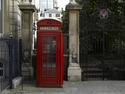 Phone Box, City Of London, London, Architect: Sir Giles Gilbert Scott by Richard Bryant Pricing Limited Edition Print image
