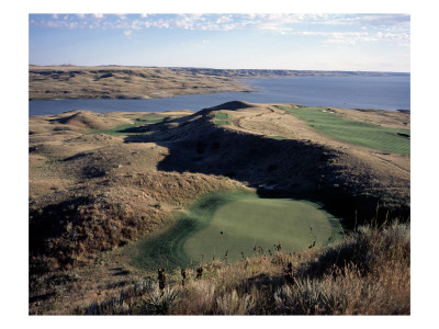 Sutton Bay Golf Club, Hole 17, Aerial by Stephen Szurlej Pricing Limited Edition Print image