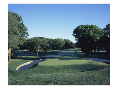 Winged Foot Golf Course West Course, Hole 16 by Stephen Szurlej Pricing Limited Edition Print image