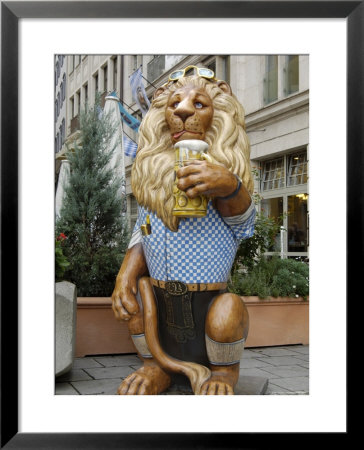 Munchner Lowenparade, Munich, Germany by Gary Cook Pricing Limited Edition Print image