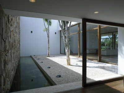 14Bis, House In Brazil, Internal Courtyard, Architect: Isay Weinfeld by Alan Weintraub Pricing Limited Edition Print image