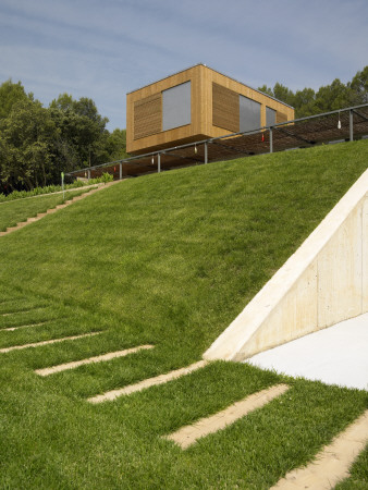 Vivienda Unifamiliar, Girona, Architect: Josep Boncompte And Guillermo Font by Eugeni Pons Pricing Limited Edition Print image